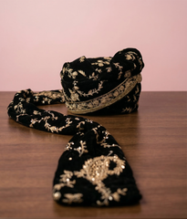 Black and Gold Embroidered Classic Turban