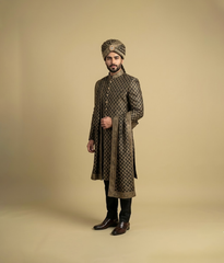 Black Gold Embroidered Kulla