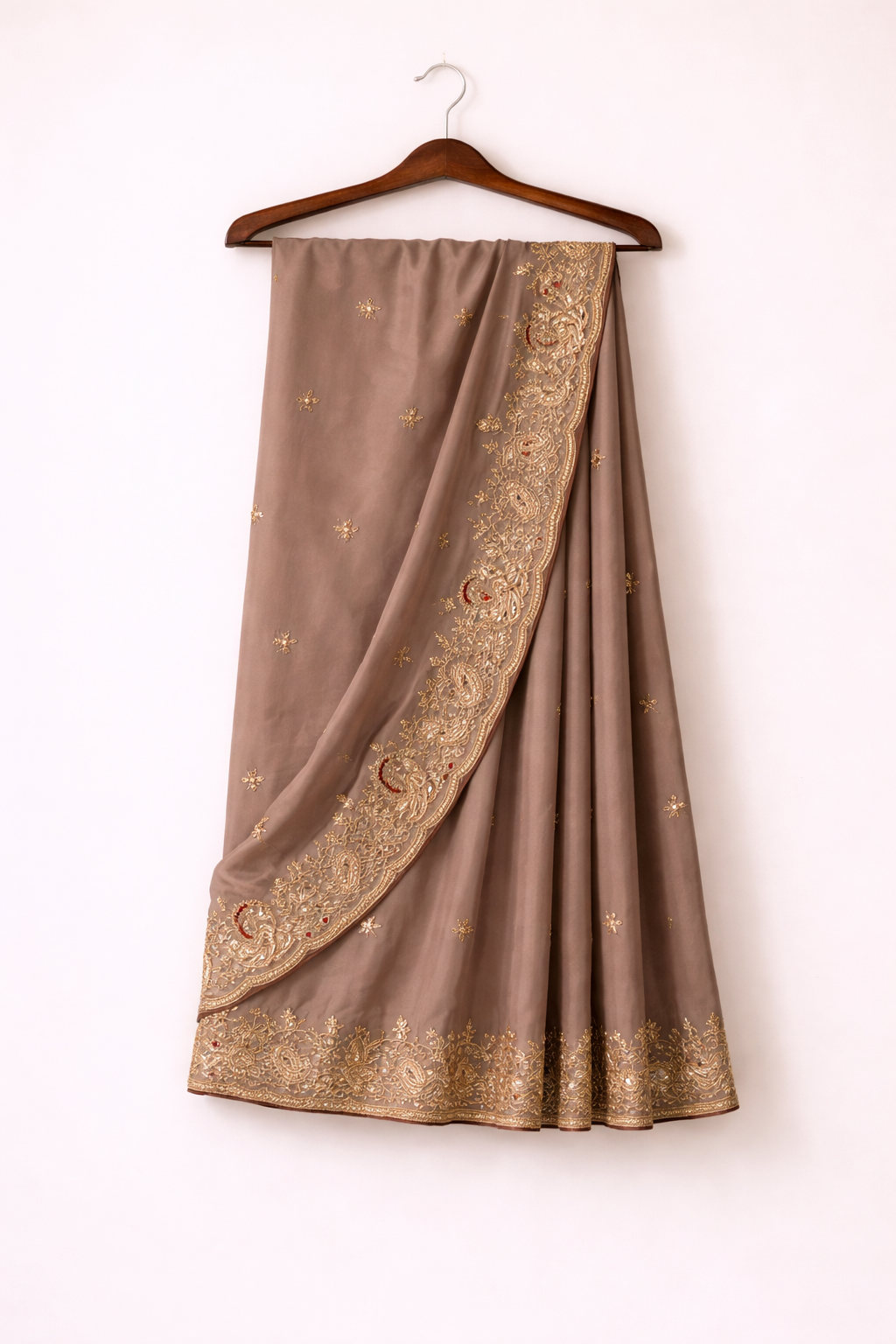 Contrast Saree
