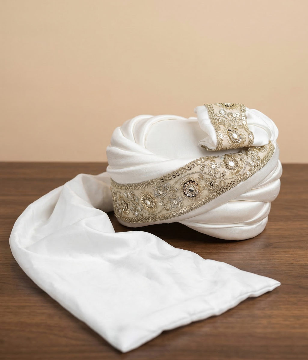 Cream Gold Pattern Kulla
