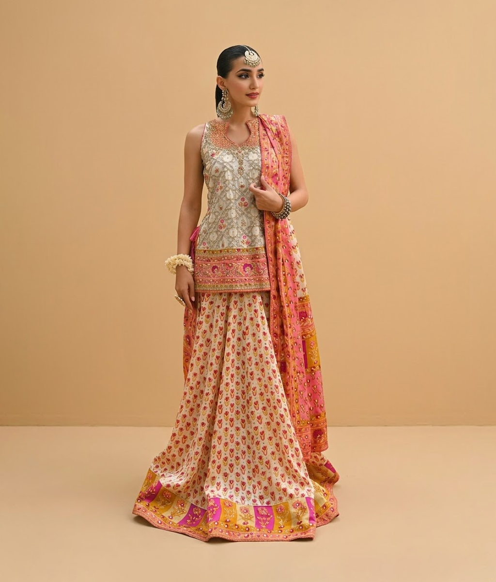 Ivory Cream Bandhani Print & Gotta Worked Lehnga