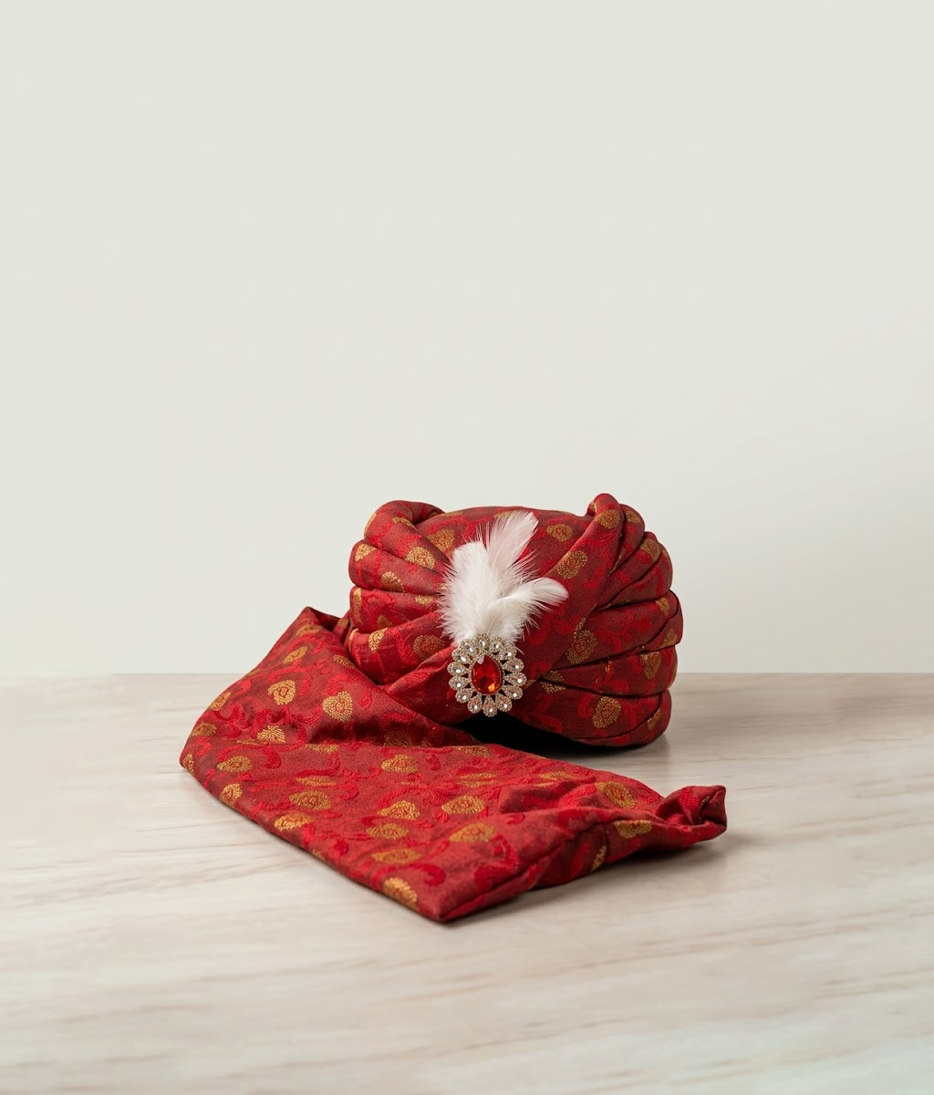 Red Gold Feather Kulla