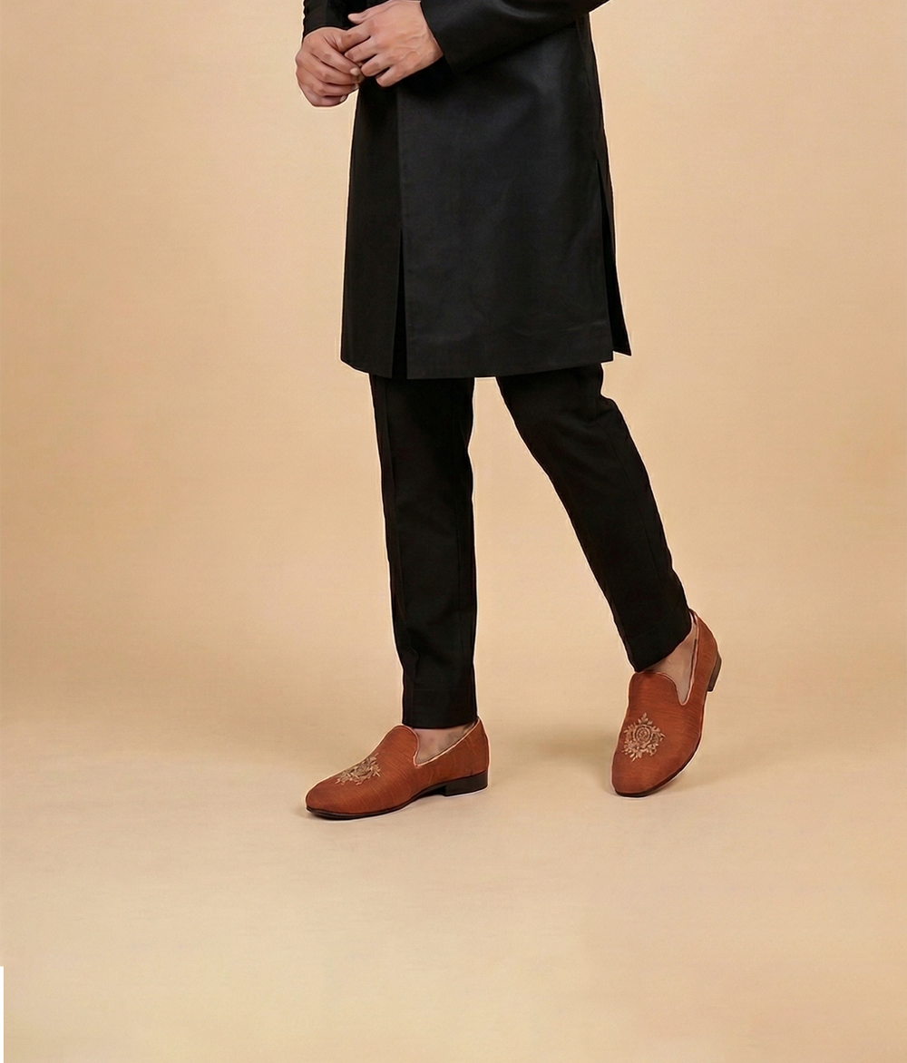 Rust Embroidered Dulha Boots with Tilla Work